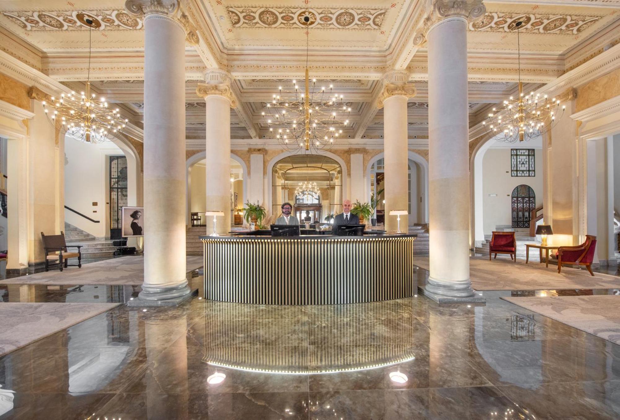 Grand Hotel Et Des Palmes Palermo Exterior foto The lobby of the hotel